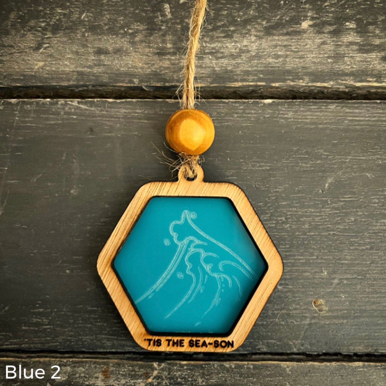 ❆ 'Tis the sea-son - wood/acrylic coastal Christmas bauble