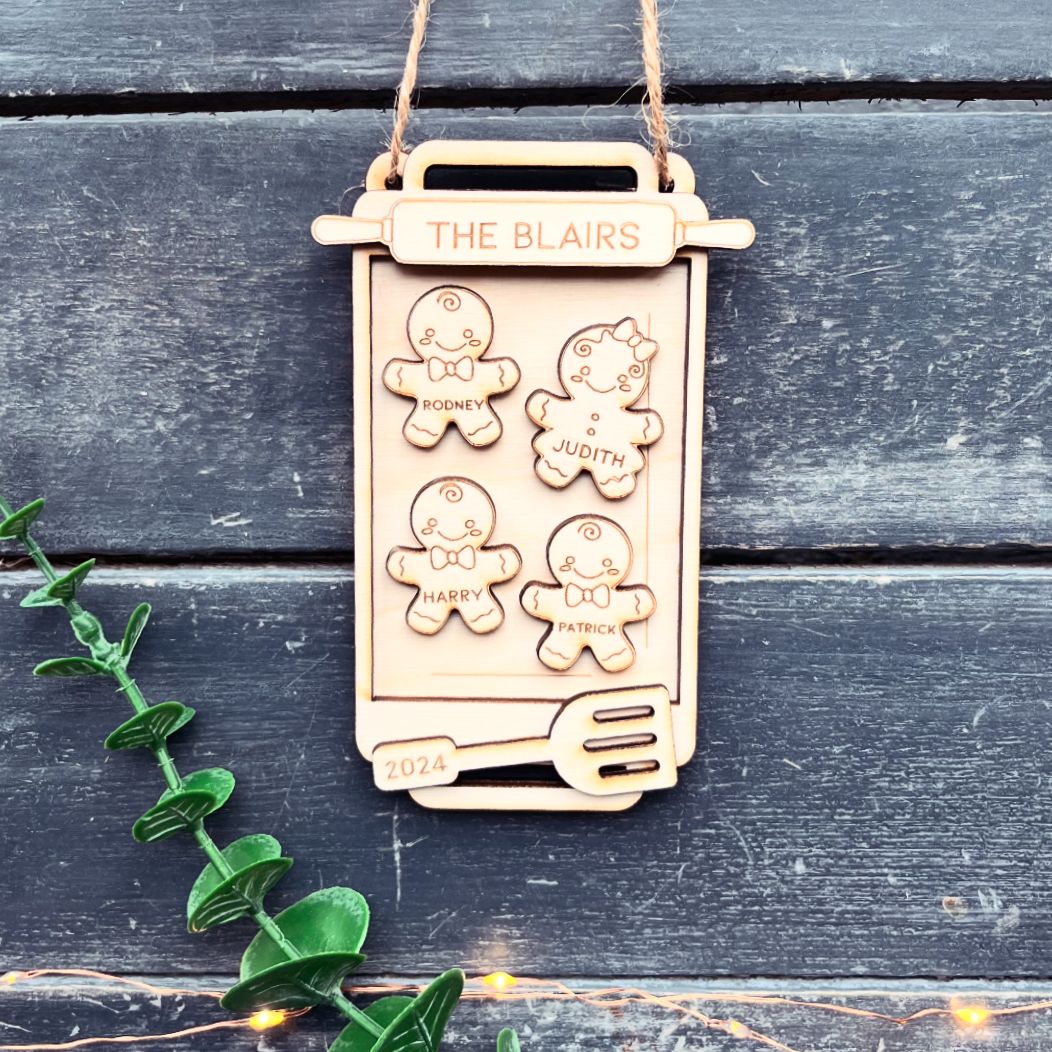 ❆ 'Gingerbread Family' - Personalised Christmas bauble